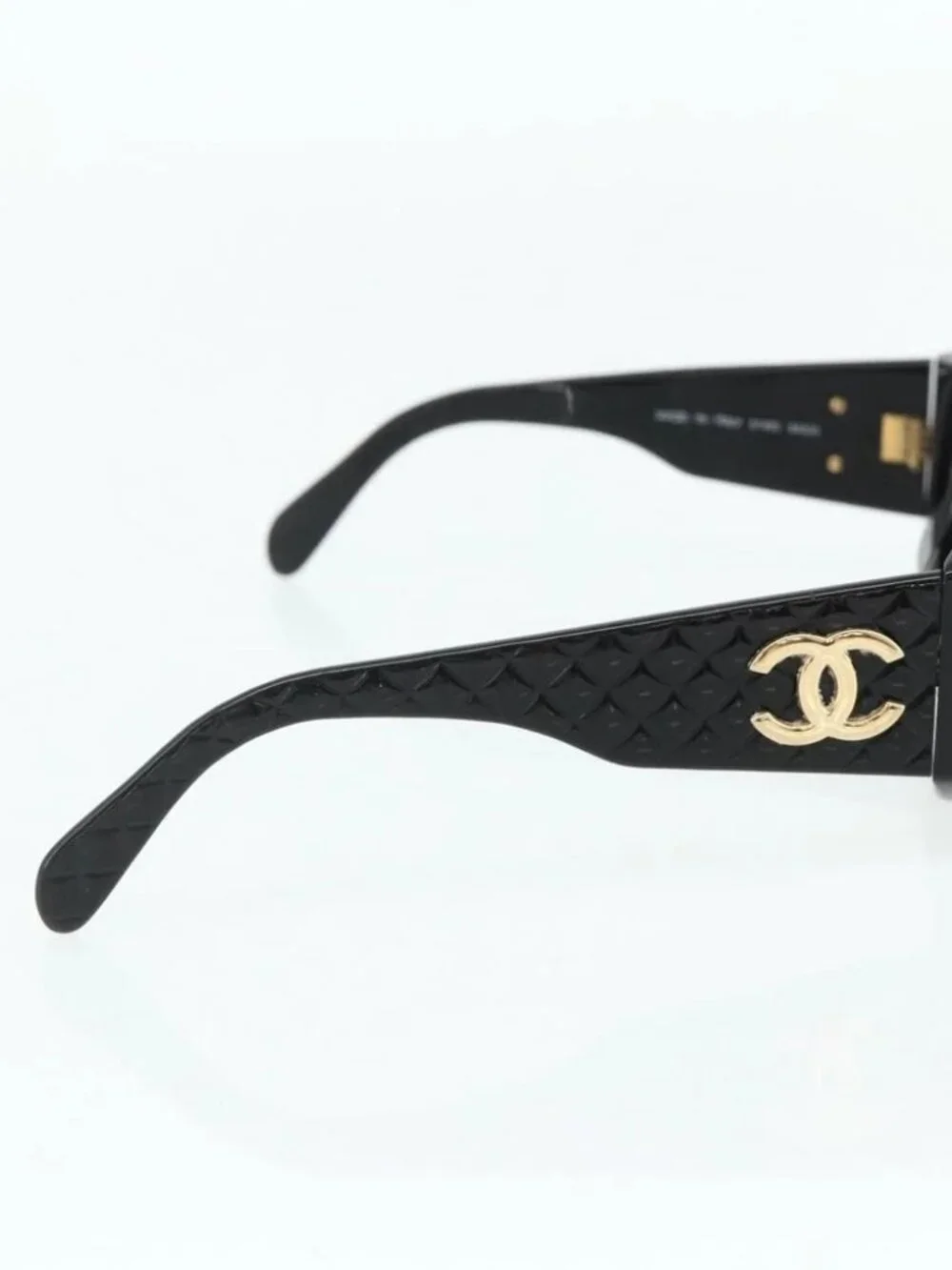 CHANEL Sunglasses plastic Black CC Auth YKZ400